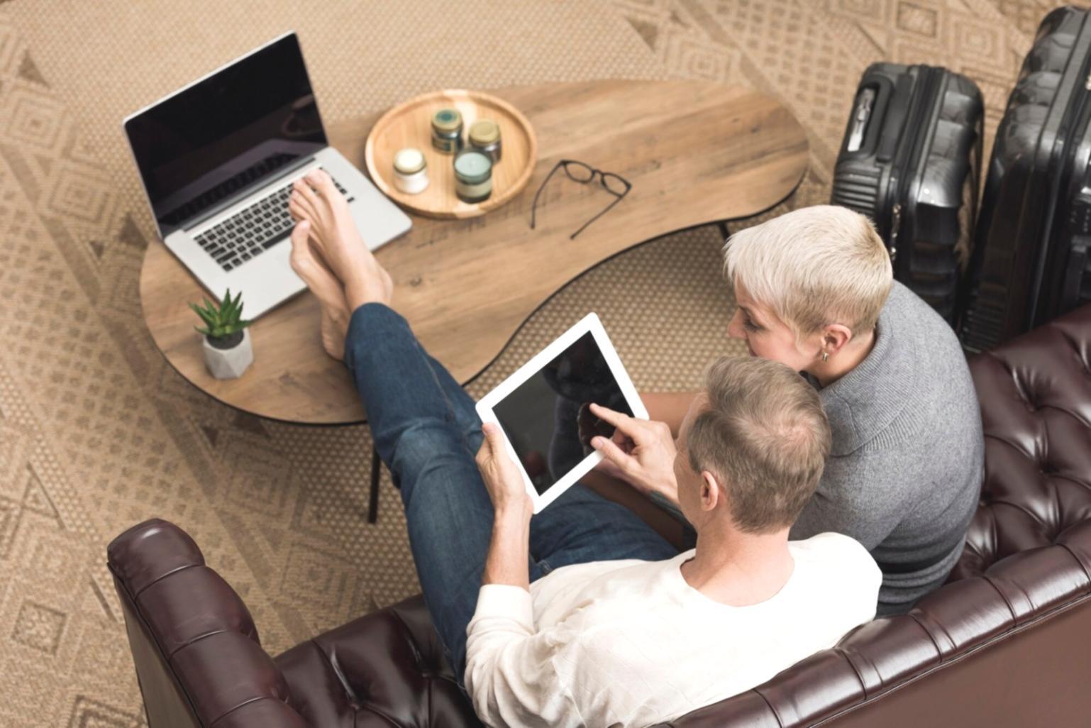 One-on-one financial habit coaching session